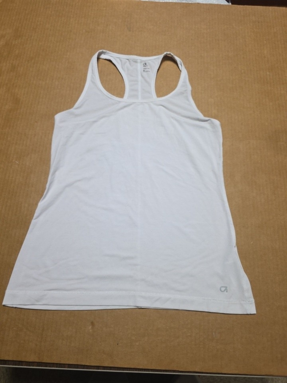 GAPFIT Womens Size M White Fishnet Racerback Tank NWOT